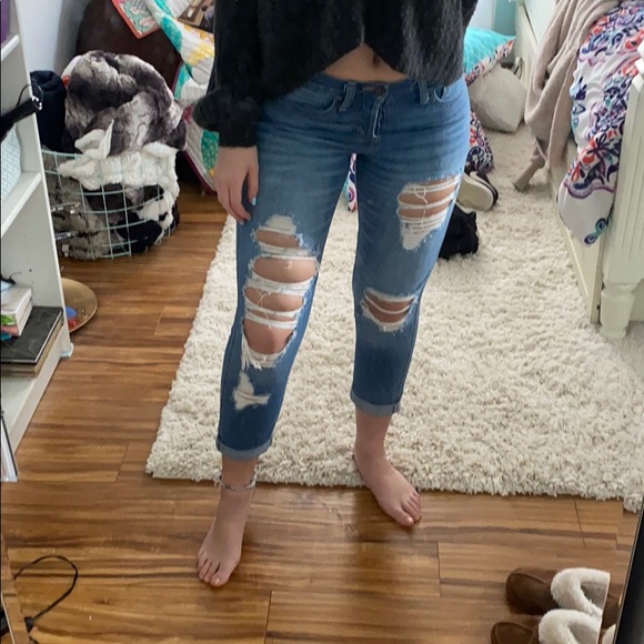 Blue ripped hollister jeans - Picture 3 of 3